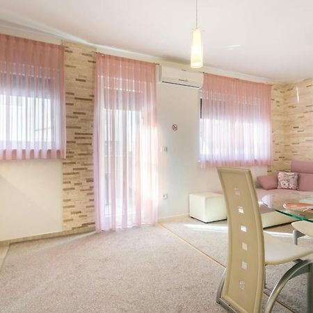 Apartment Sara - Free Parking For 2 Cars ザグレブ エクステリア 写真